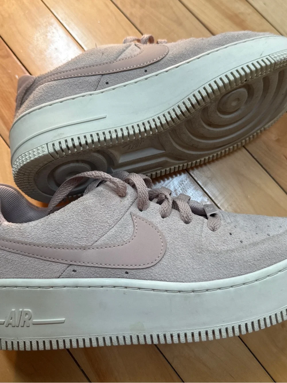 Nike very good